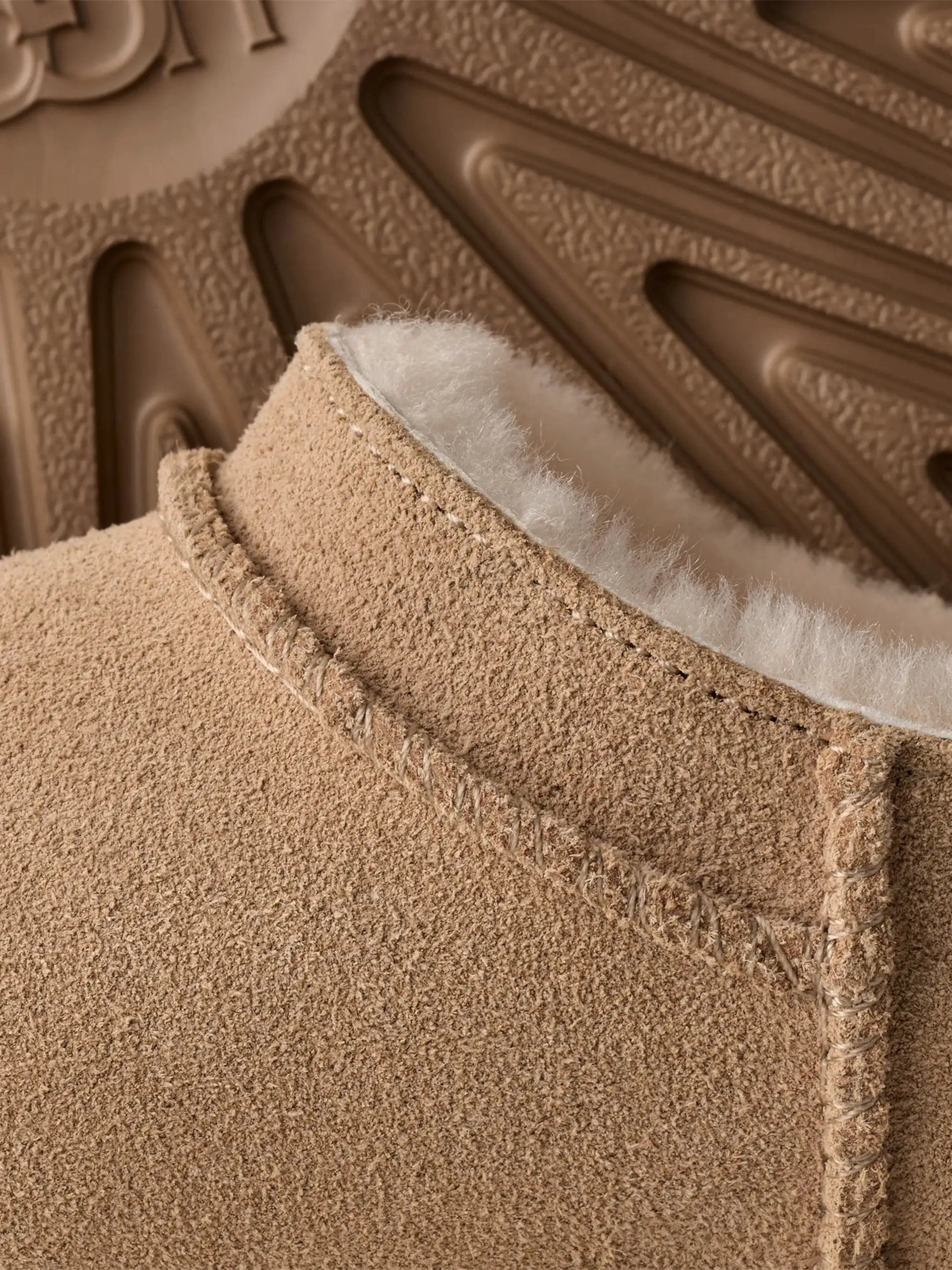 Ladies Slippers Size 7 UGG Kids Classic Micro Slippers in Beige