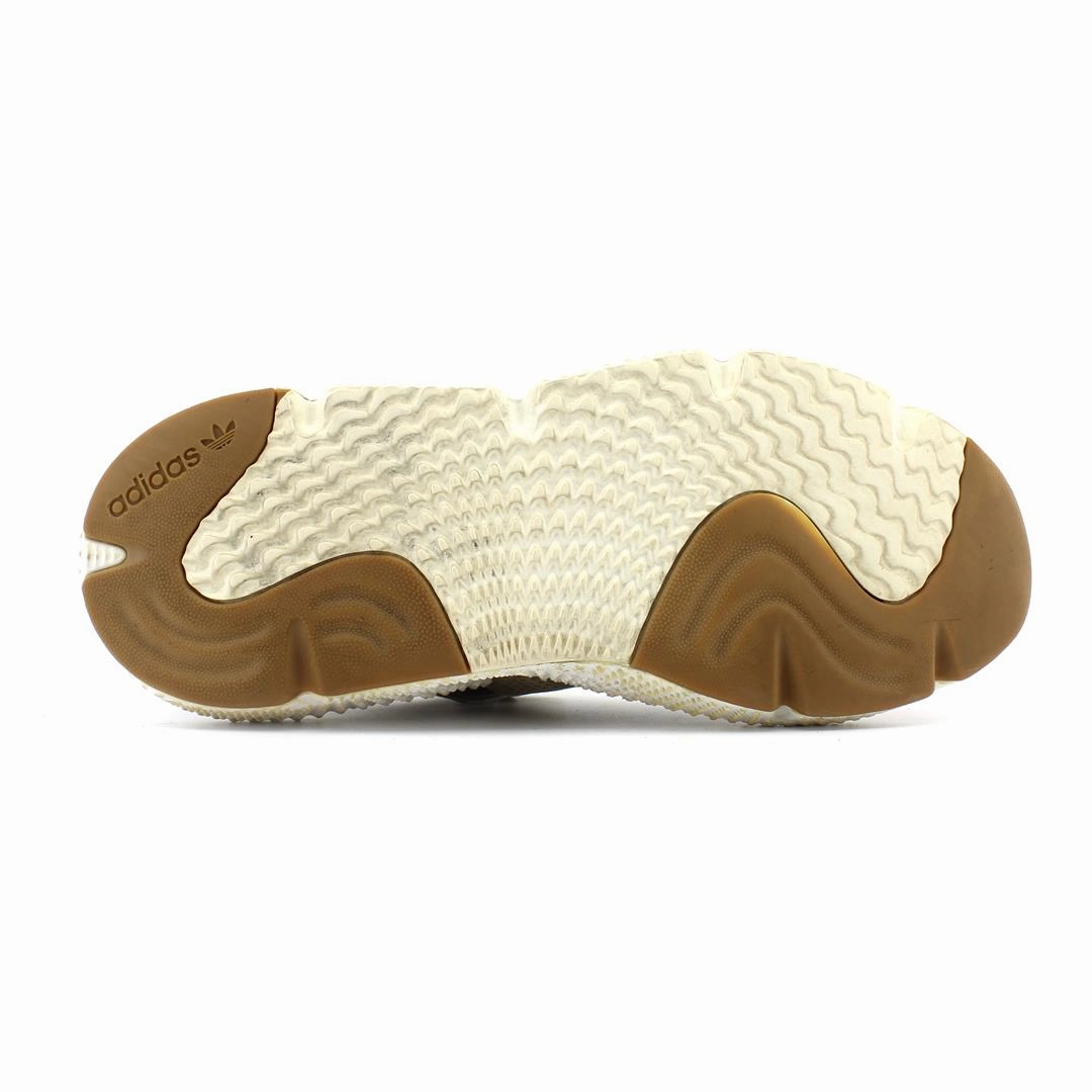 Running Shoes Hoka ADIDAS .