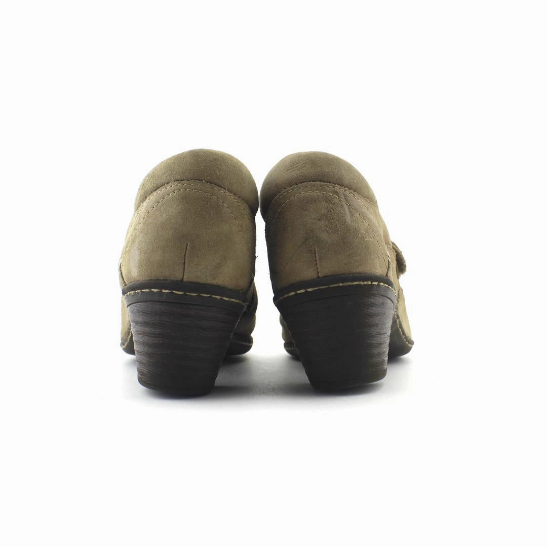 And High Heel Boots SOFFT .