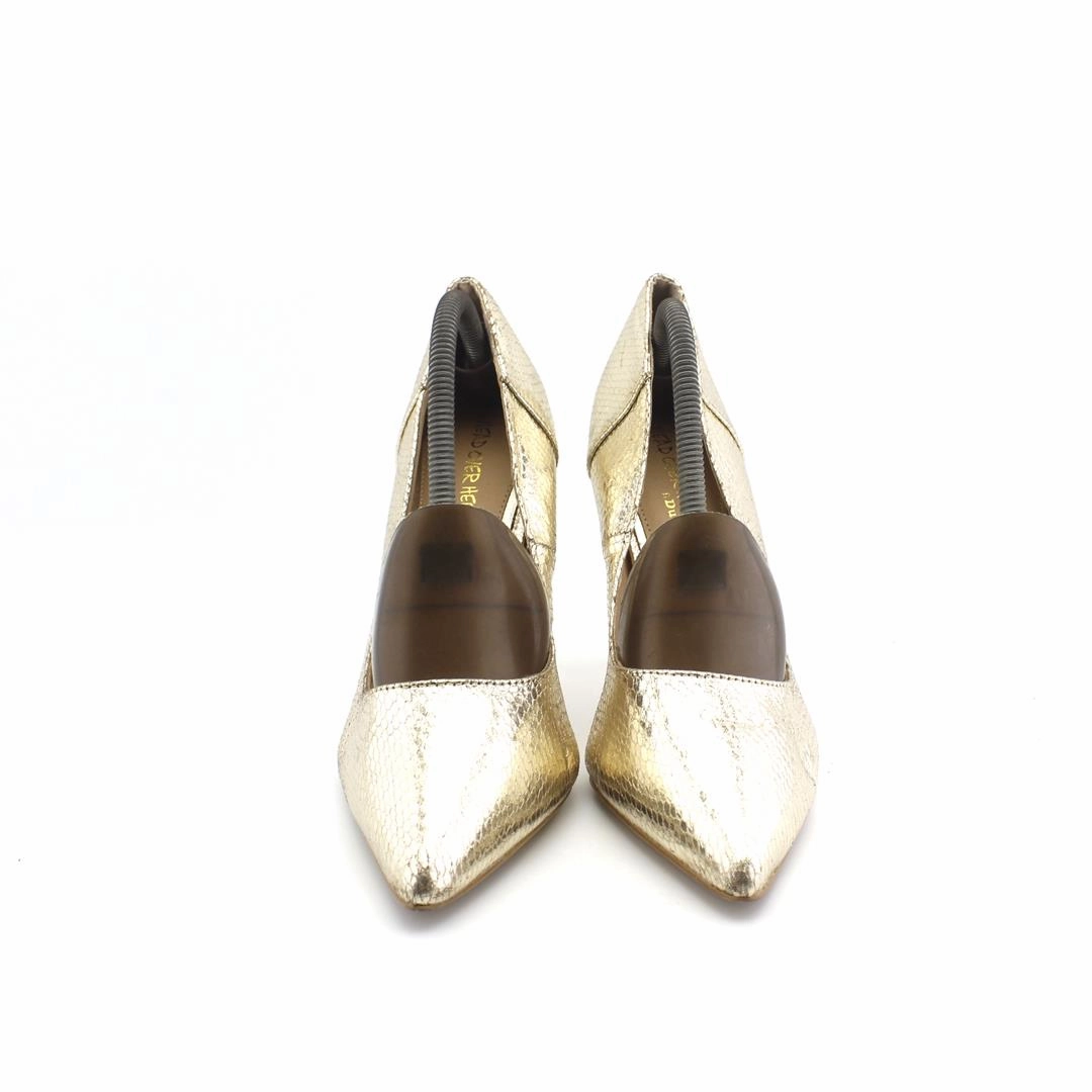 DUNES . High Heels Solo Porn