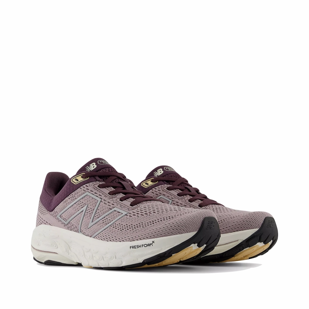 New Balance Women's Fresh Foam X 860v14 Sneaker in Ice Wine with Plum Brown and Silver Metallic