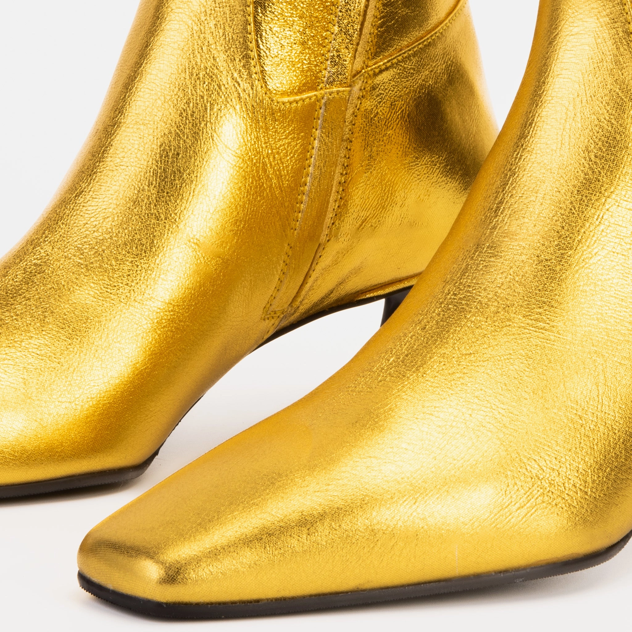The Golden Glow Gold Leather Kitten Heel Women Boot Margelia Boots