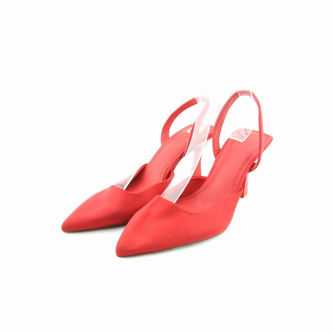 STRADIVARIUS . High Heels With Feet