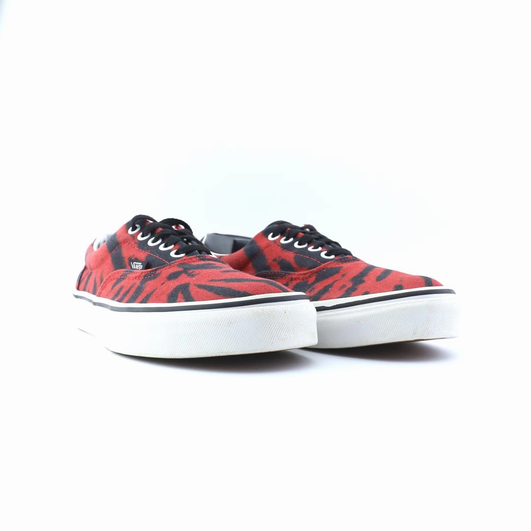 VANS AUTHENTIC Casual Nearby