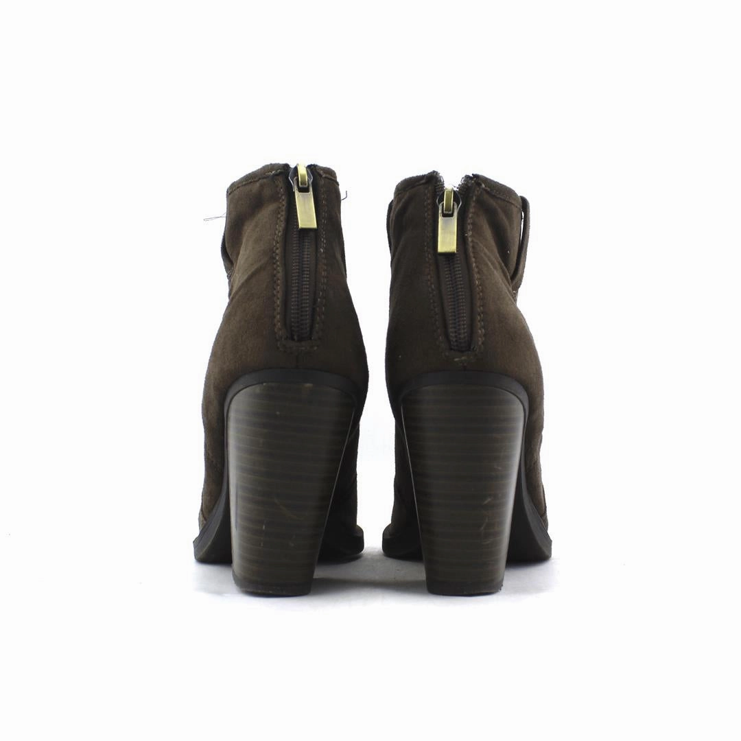 Patent Leather High Heel Shoes CAMBRIDGE SELECT .