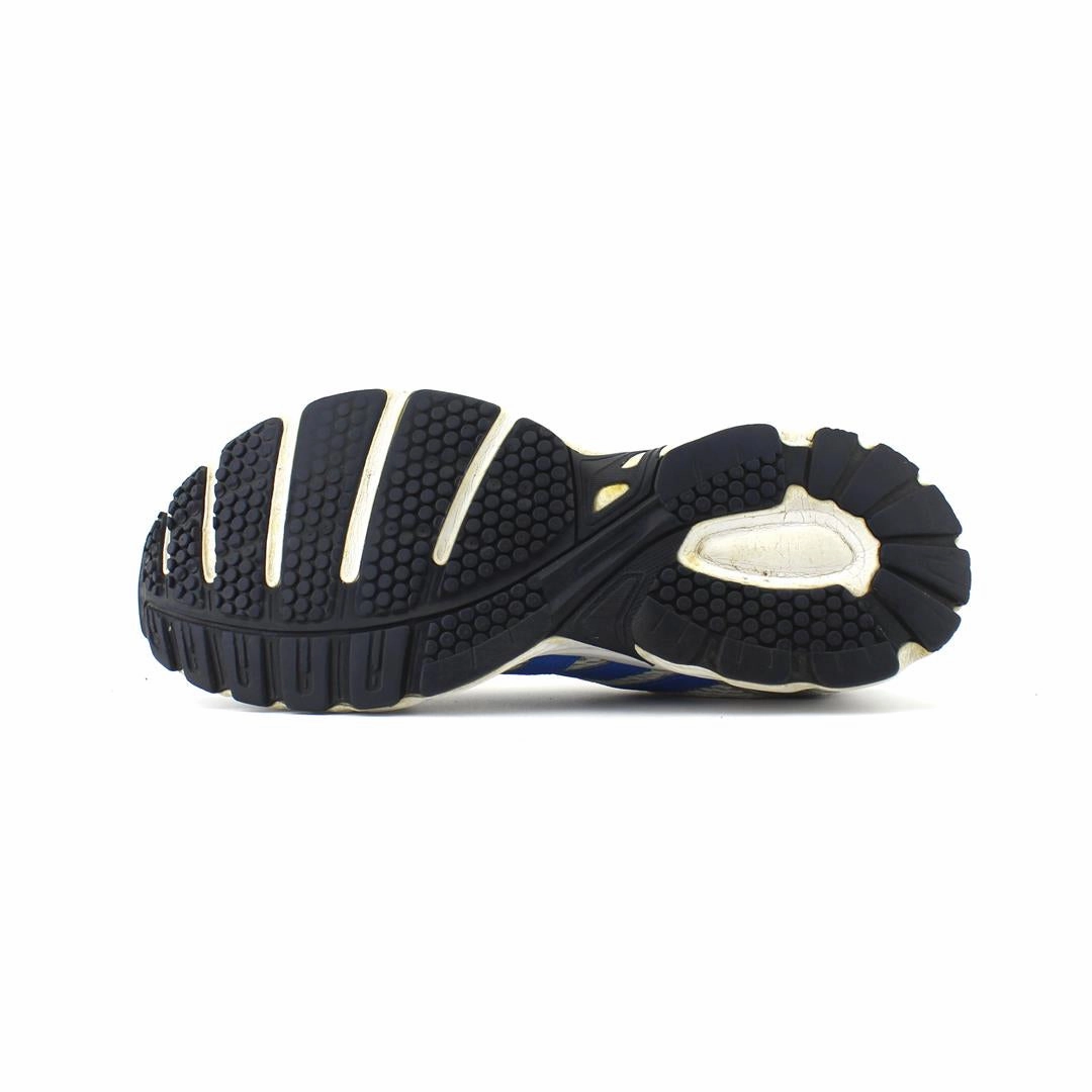 ADIDAS . Footwear Running Shoes