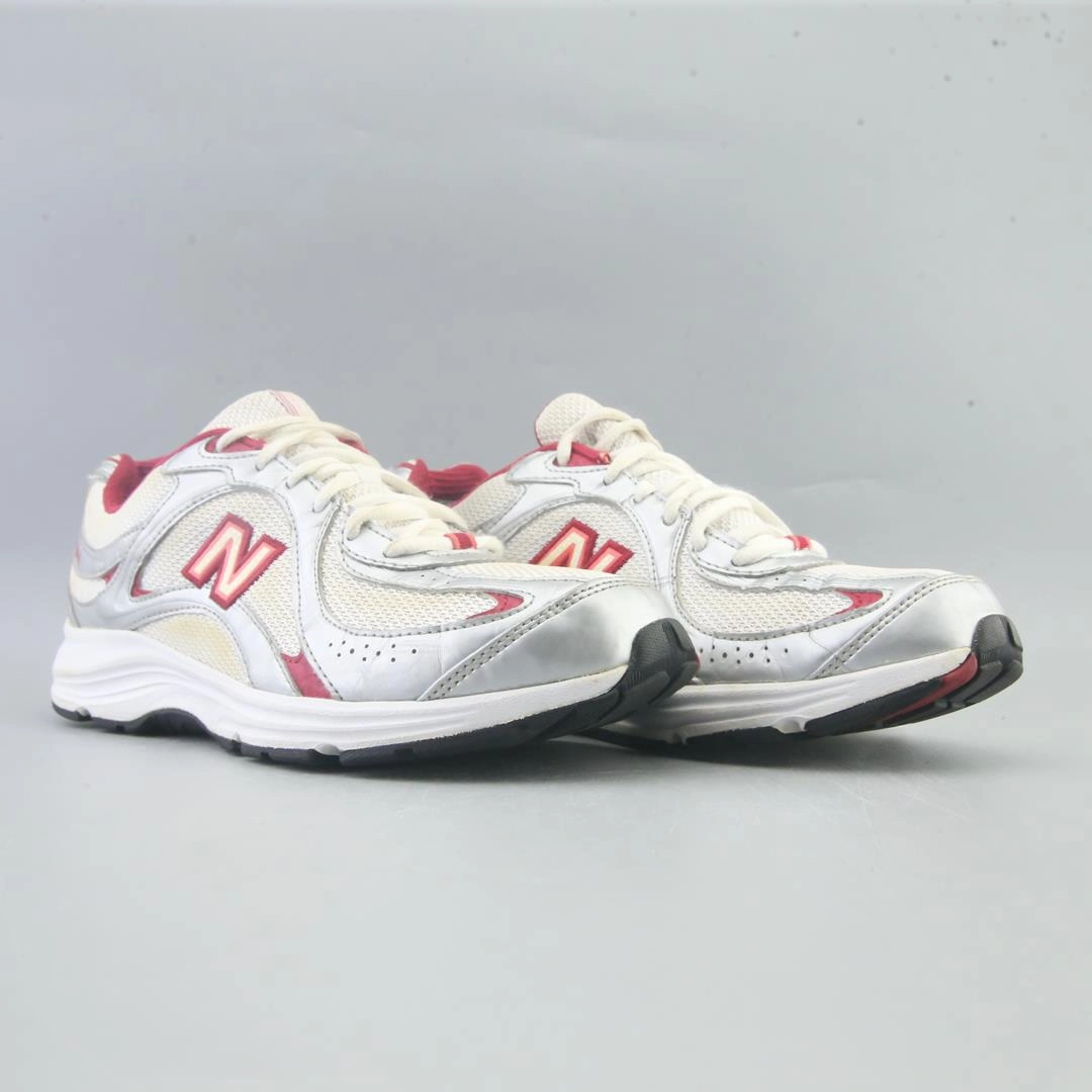 New Balance 9060 Damen NEW BALANCE 494