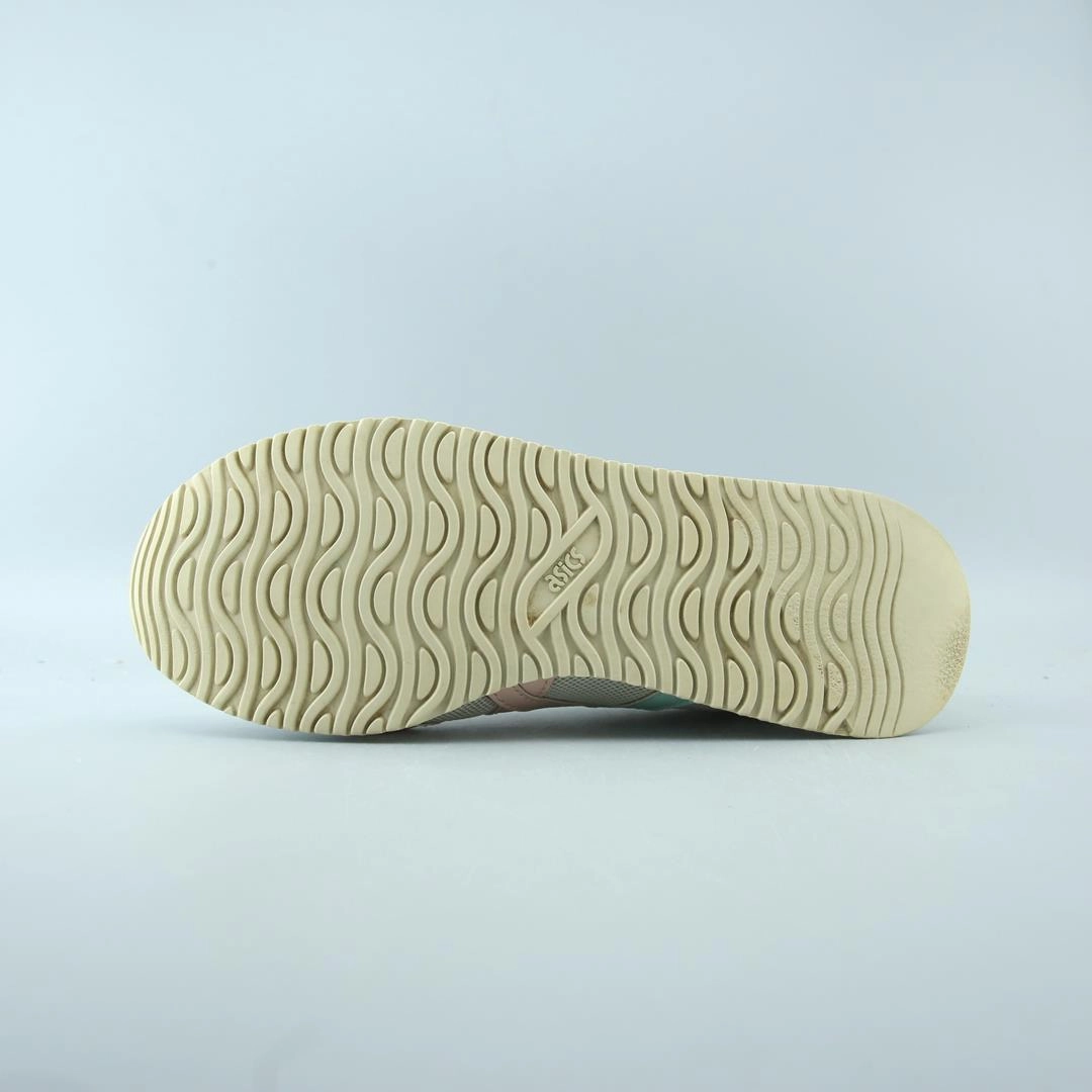 ASICS TIGER RUNNER Best Casual Shoes For Metatarsalgia