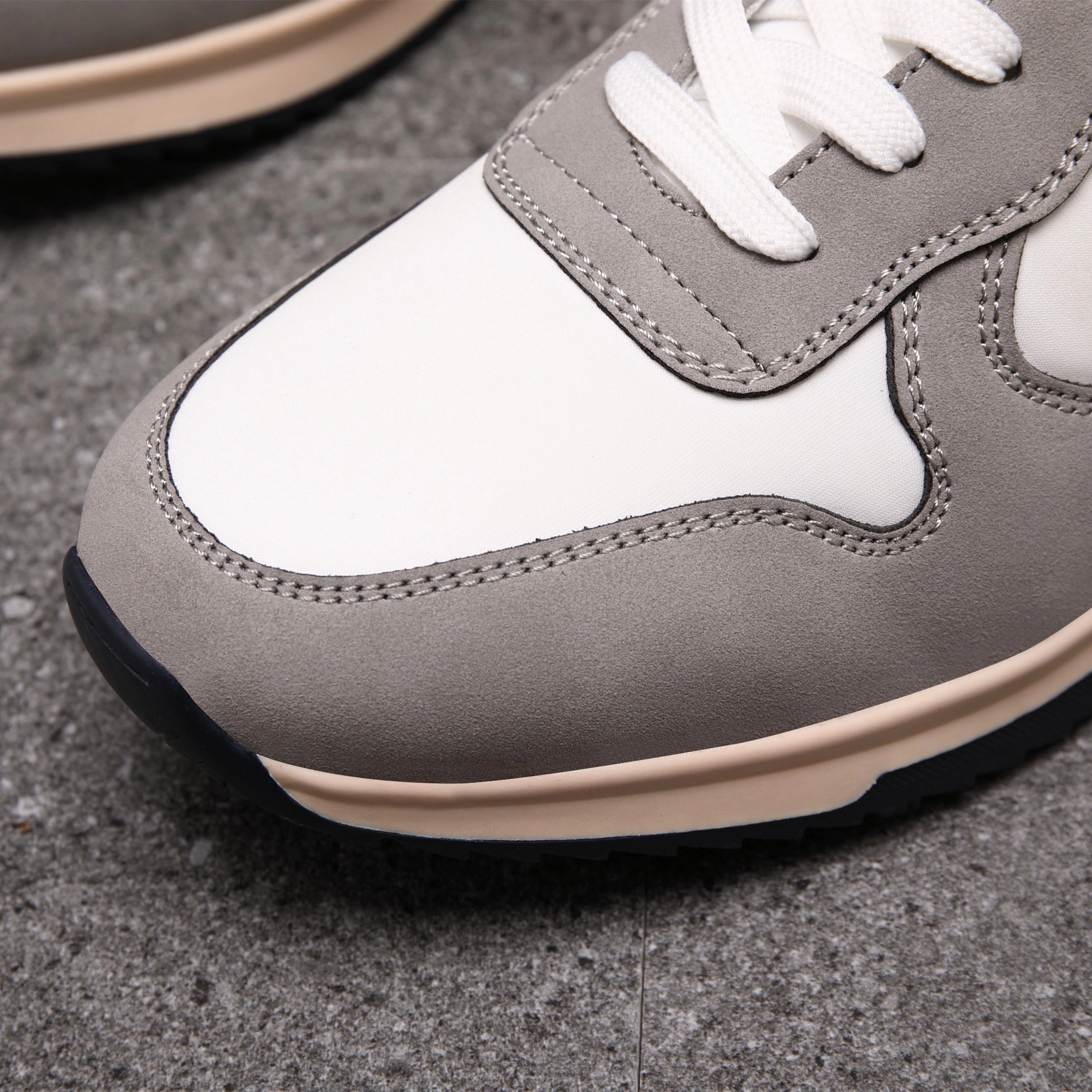 West Louis Lightweight Athletic Jogging Sport Shoes Kyrie Basketball Sneakers