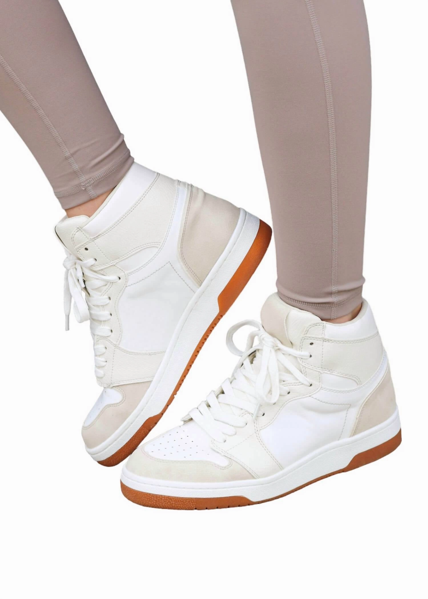 Best Place To Buy Sneakers Women's Classic Sneaker In Bone/neutral