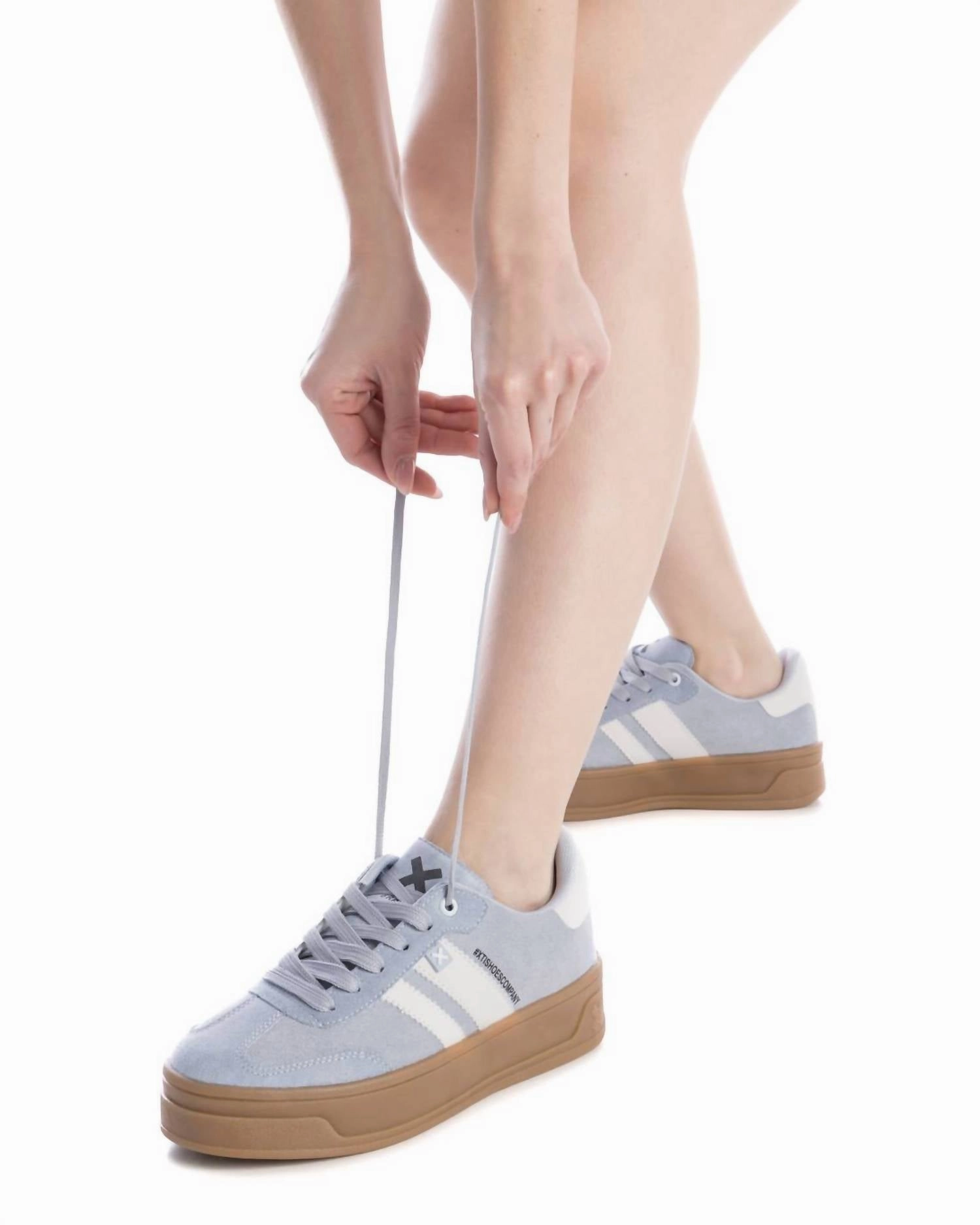 Women's Trainer Sneakers In Blue Sneakers Oakley