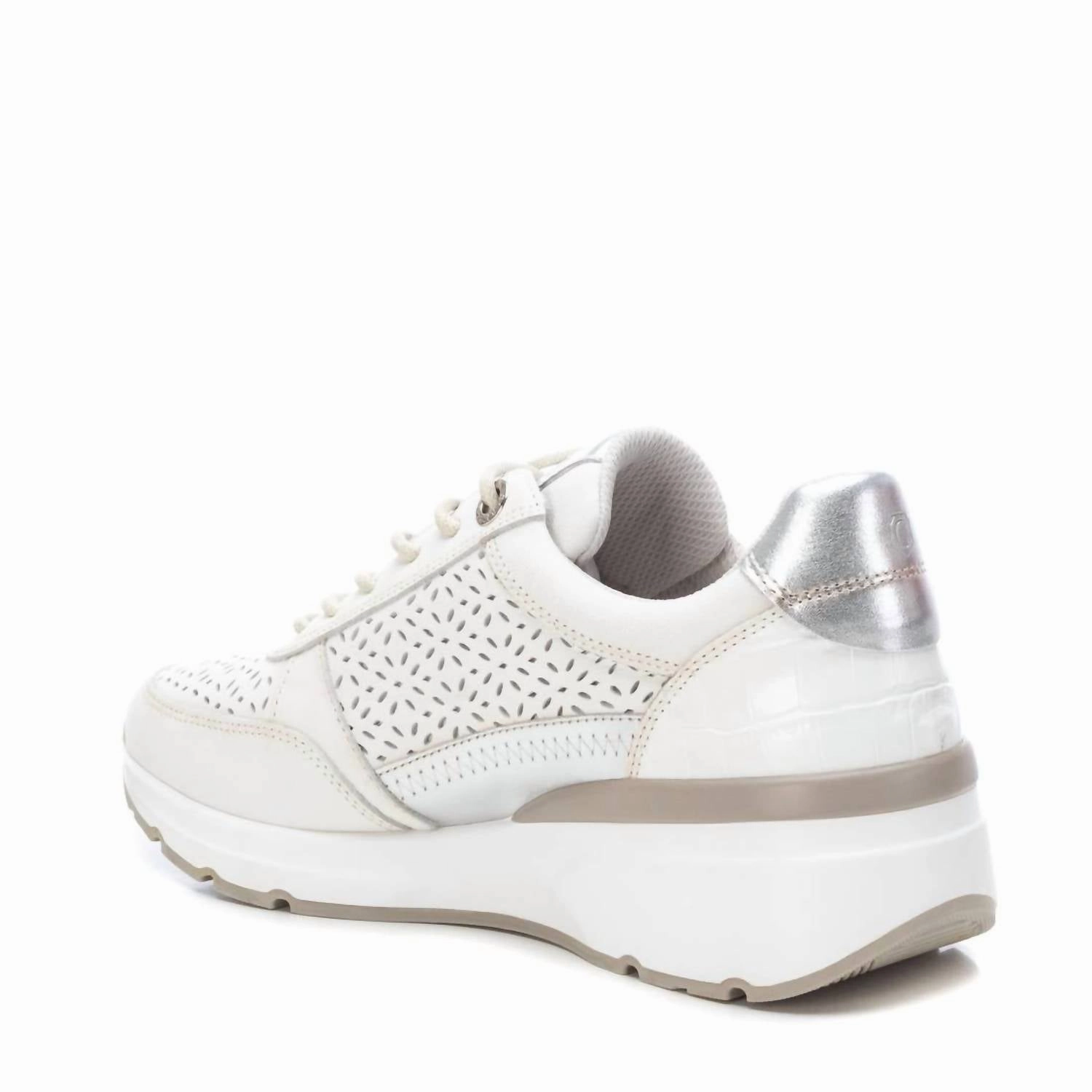 Women's Trainer Sneakers In White Court Sneakers