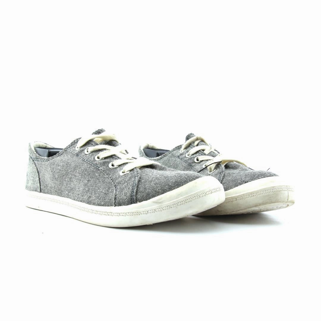 MAGELLAN . Cosidram Casual Shoes