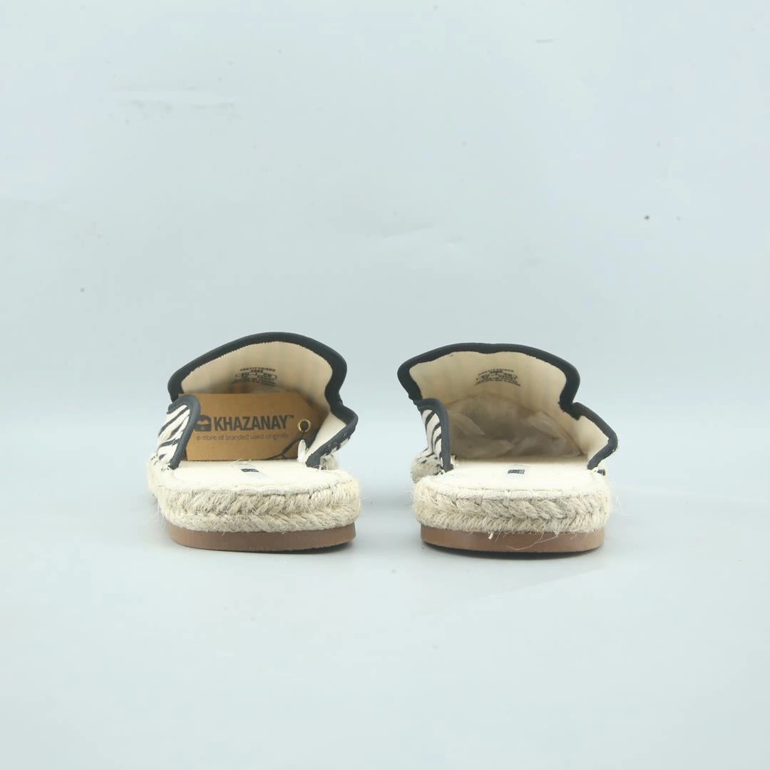 ZARA. . Upscale Casual Shoes