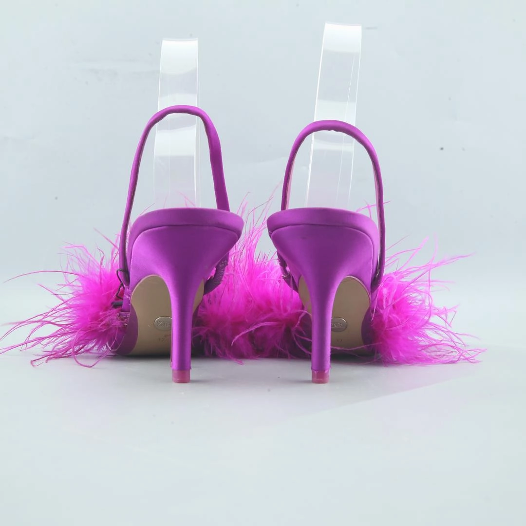 High Heeled Pumps ZARA. .